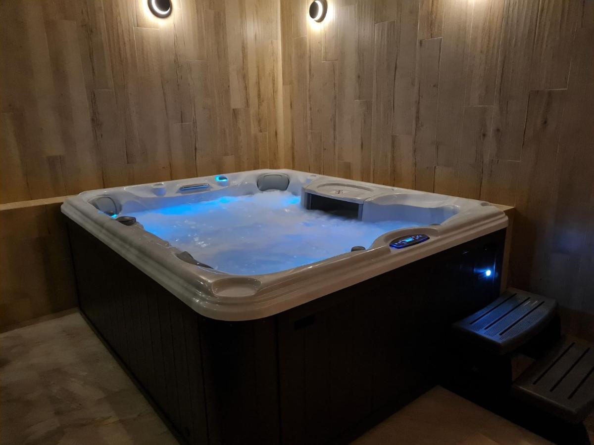 Hotel 365 Kielce Eksteriør bilde