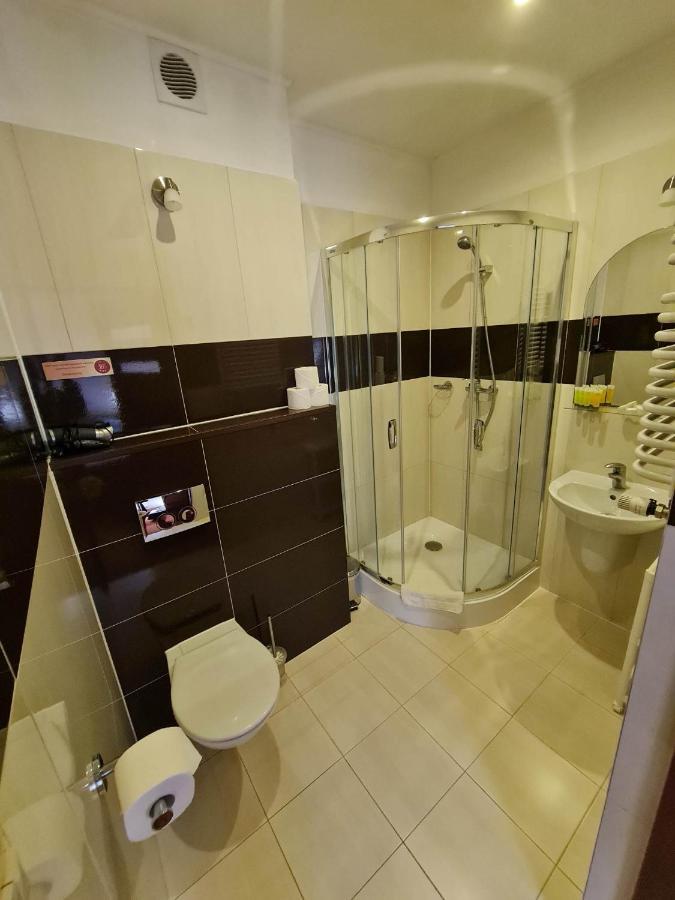Hotel 365 Kielce Eksteriør bilde